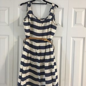 🦚 Navy and white stripes dress